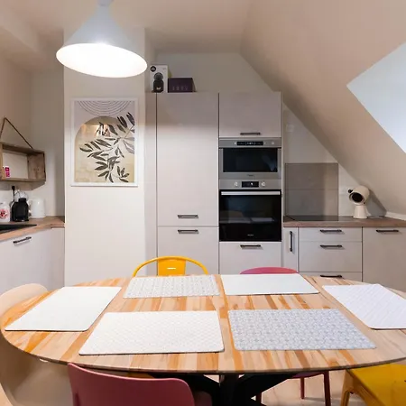 - D'aksel アパート *