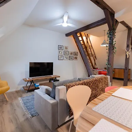 - D'aksel アパート *